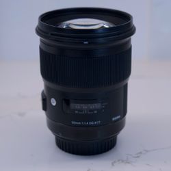 Sigma Canon EF 50mm F1.4 Art Lens