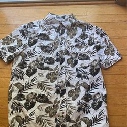 Mens Medium Short Sleeve Hawaiian Shirt