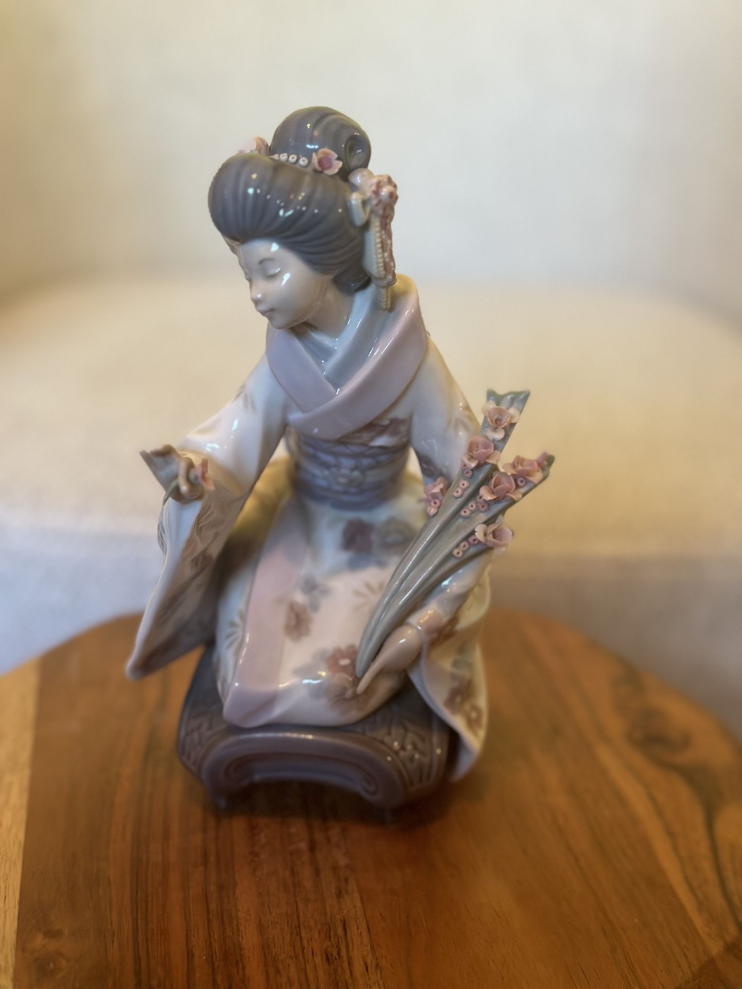 Lladro Kiyoko 1450 Figurine Geisha Girl