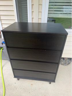 Dresser