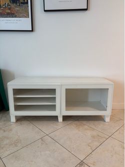 TV stand white