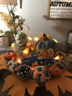 Pumpkin table decoration