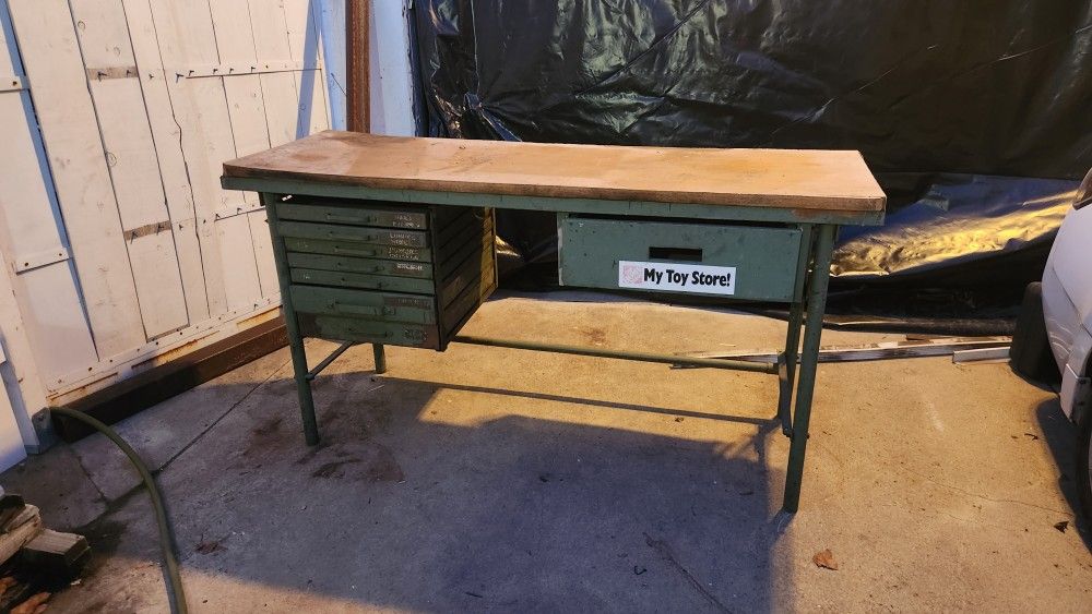 FREE Work Bench