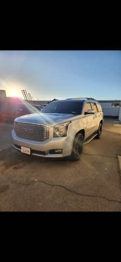 2015 GMC Yukon