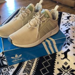 Adidas Xplr