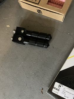 Suepr73 pegs