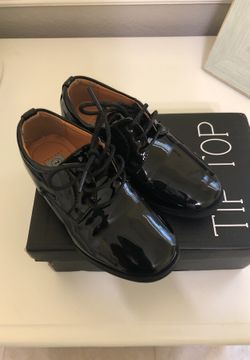 Black shiny dress shoes for boys size 7
