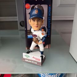 Nolan  Ryan Bobblehead