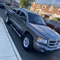2011 Dodge Dakota