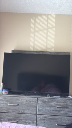 Element 4K XUMOTV