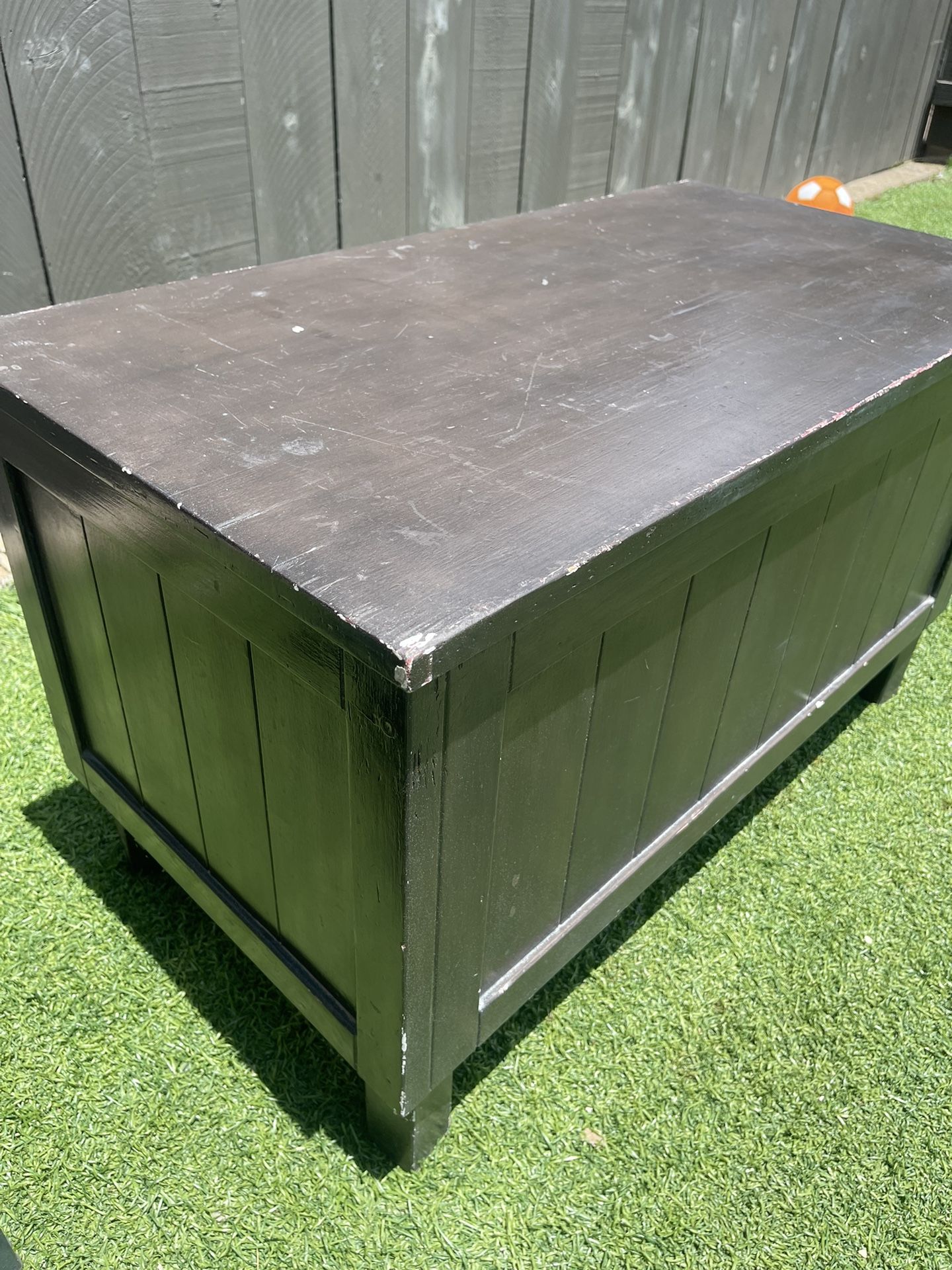 toy box
