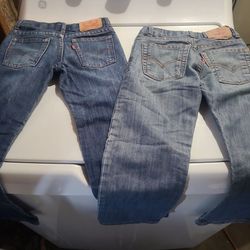 2 Levi jeans  /  6 reg