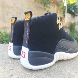 AJ12