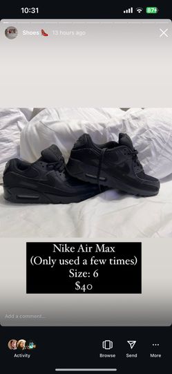 Like New! Nike Air Max (Size 6) 