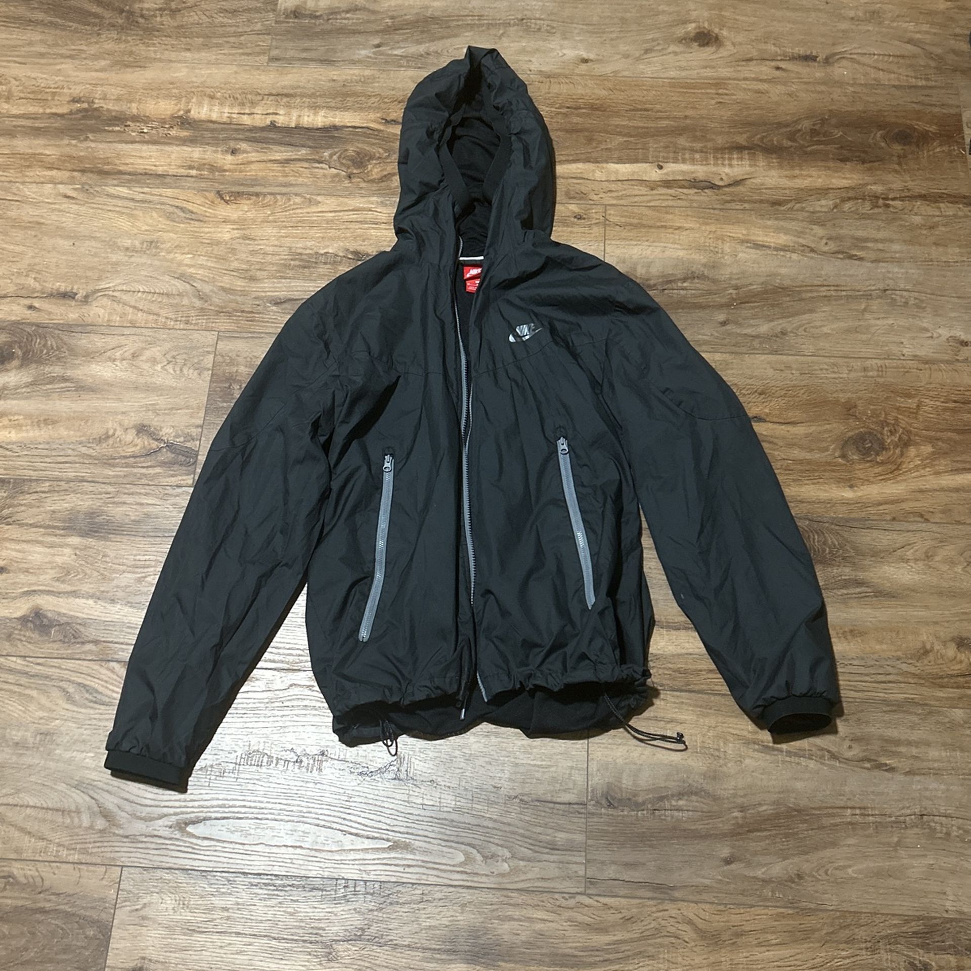 Nike Windbreaker, Black ,size Medium