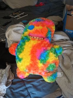 Giant rainbow fuggler