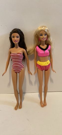 Barbie Beach Dolls Mermaid’s Tale Brunette and Bath Play blonde