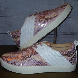 Women's 9 - Snake-skin Textured Sneakers - Pink 