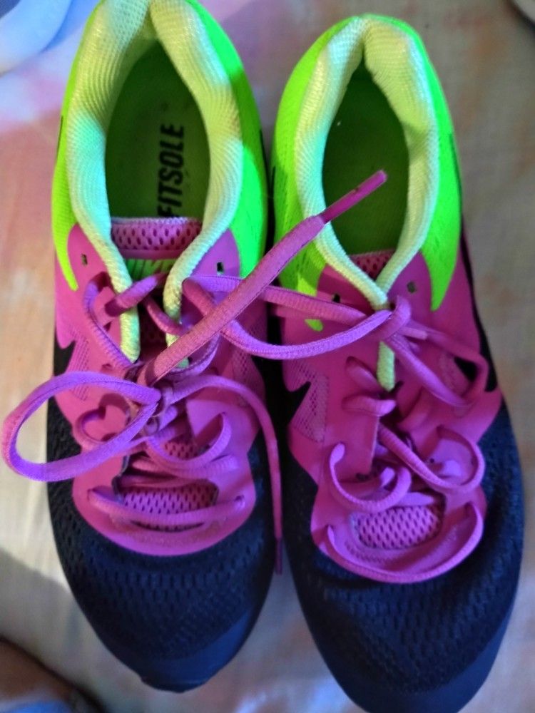 Nike Fitsome