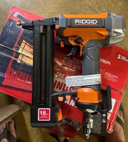 New RIDGID Pneumatic 18-Gauge 1-1/2 in. Finish Stapler