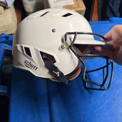 Girls softball helmet With Face Guard - Barely Used - Schmitt Brand