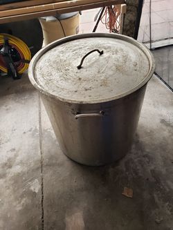 Pot for restaurant