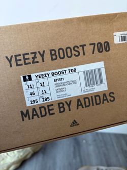 Yeezy 700