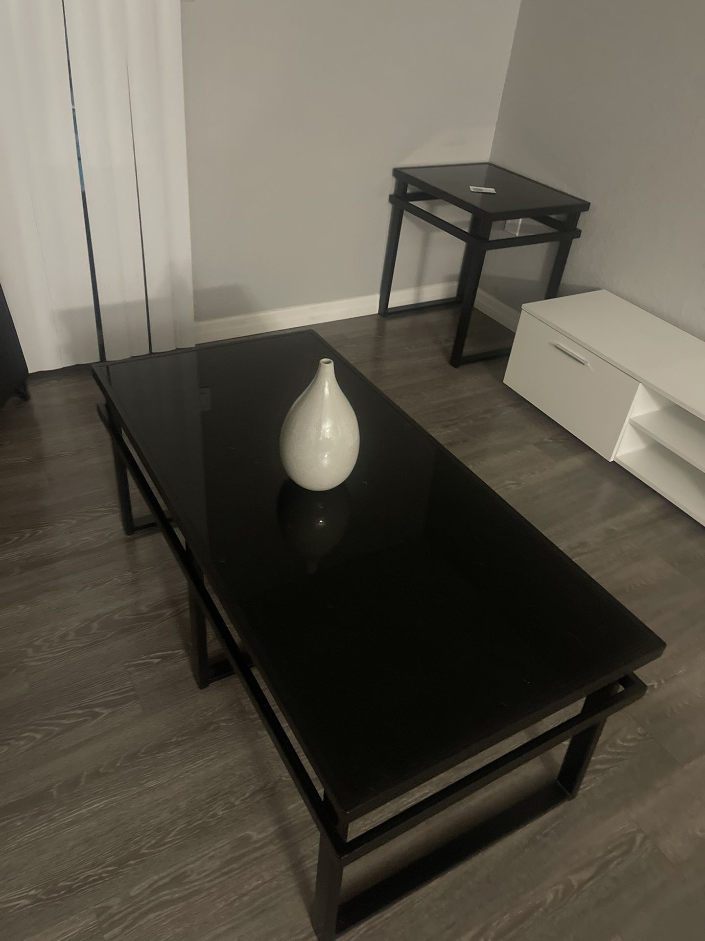 Coffee Table And Matching Side Table