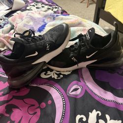 Nike Air Max 270