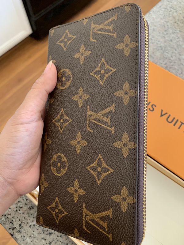 Genuine Louis Vuitton, shopping bag for Sale in Mesa, AZ - OfferUp