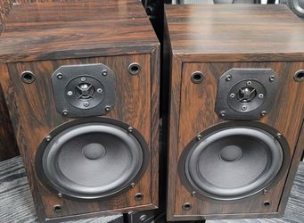 Cerwin Vega L7 Bookshelf Speakers for Sale in Lincoln Acres, CA
