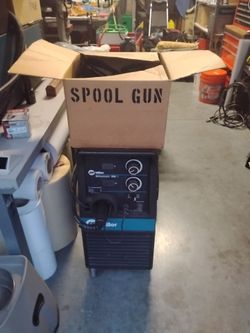Millermatic 250X SpoolMatic 30A