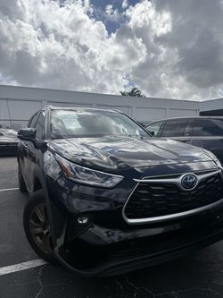 2023 Toyota Highlander Hybrid