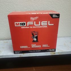 MILWAUKEE  M18 FUEL COMPACT ROUTER  ALL NEW 