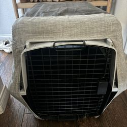 Medium Dog Crate With Cover — $15