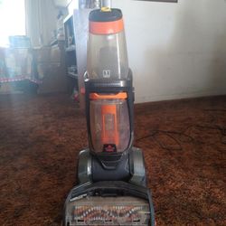 Bissel ProHeat 2X Carpet Cleaner 