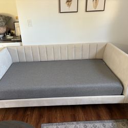 Day Bed