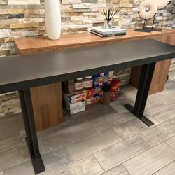 Entry Way Table