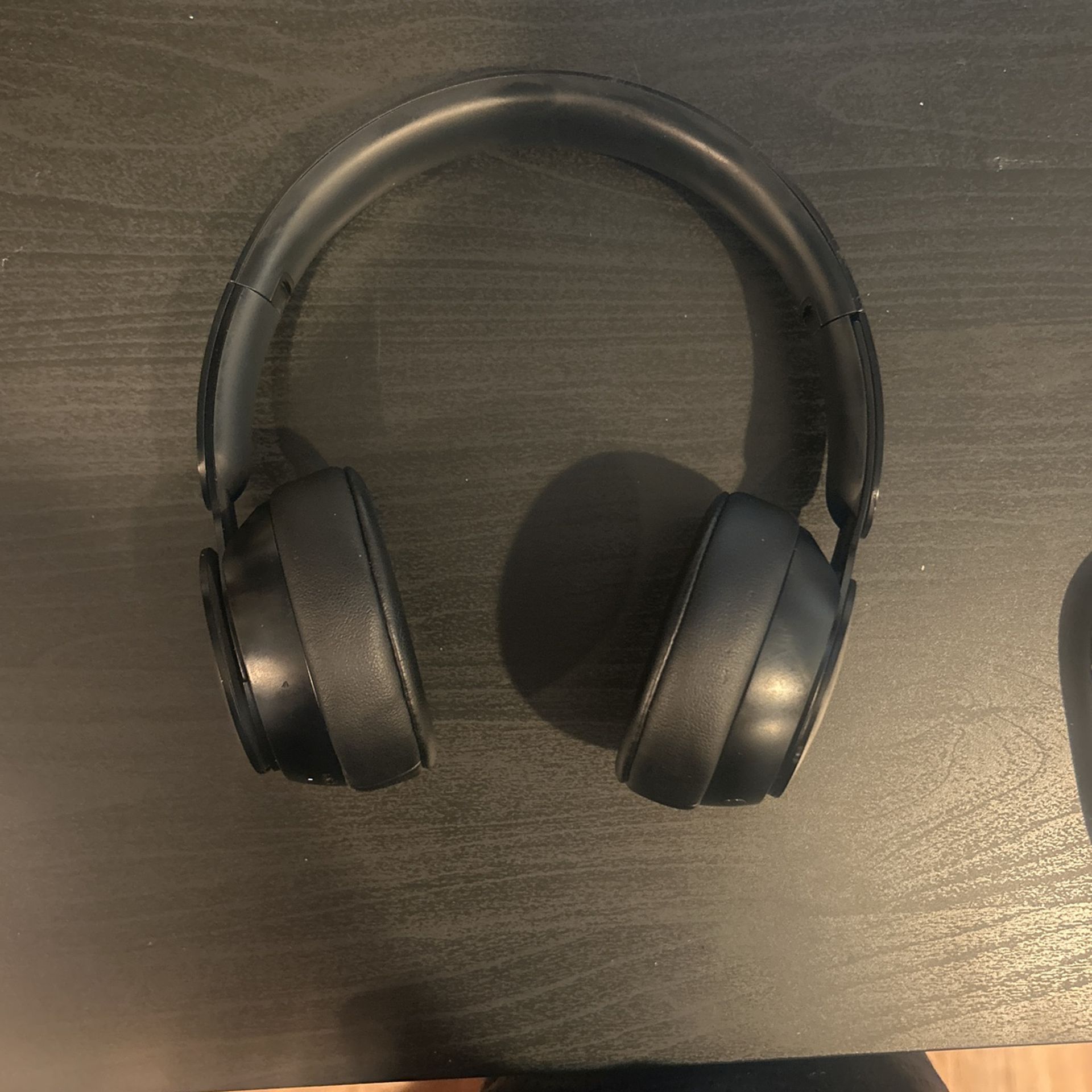 Beats Solo Pro