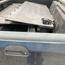 Retractable Storage For Truck Bed