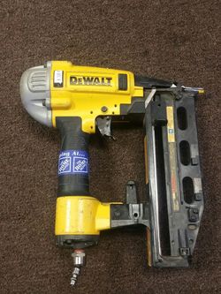 Dewalt 16G Finish Nailer