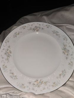 vintage Noritake Ireland bone china dinner plate