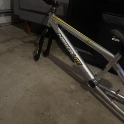 1990 Powerlite Ditch W/ Rims And Tires
