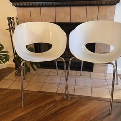 Mid Century Modern Sintesi of Italy Retro Orbit White Desk/table Chairs