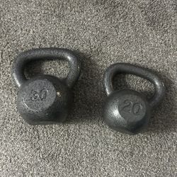 2 KettleBells 20-30lbs