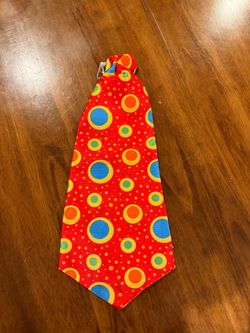 Jumbo clown neck tie