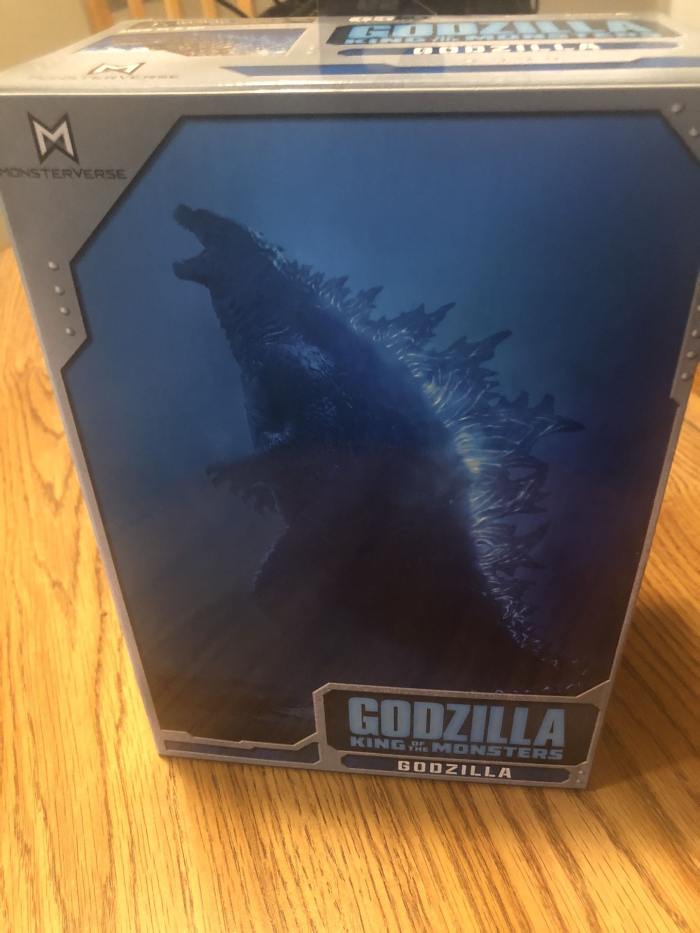 GODZILLA Version 2 King of the Monsters 12" Head to Tail Action Figure Neca 2019