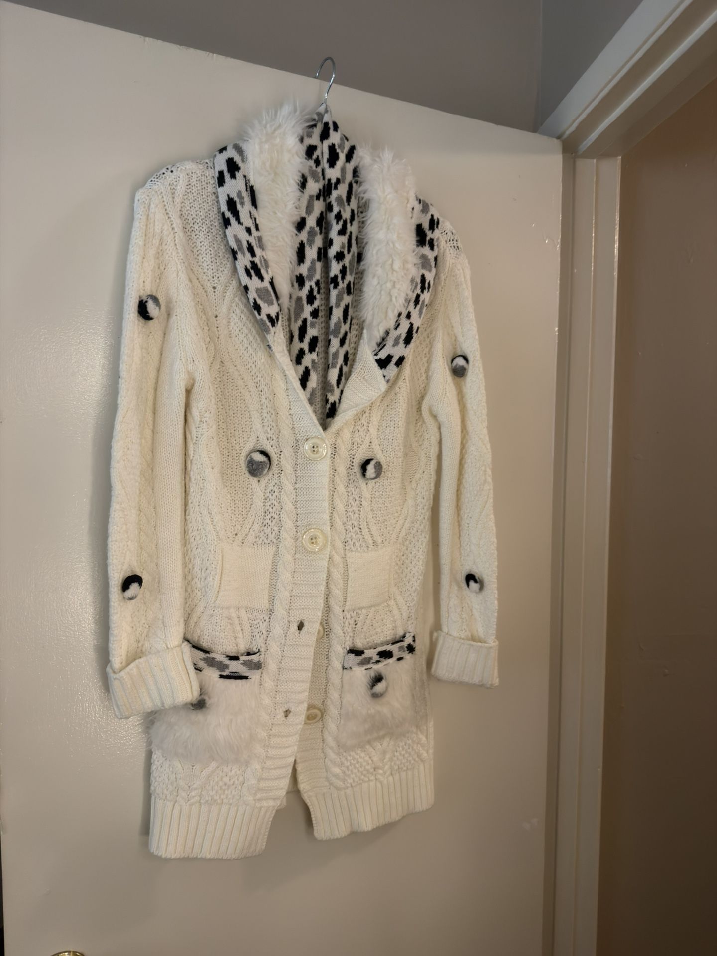 White Knit Cardigan with Faux Fur Trim