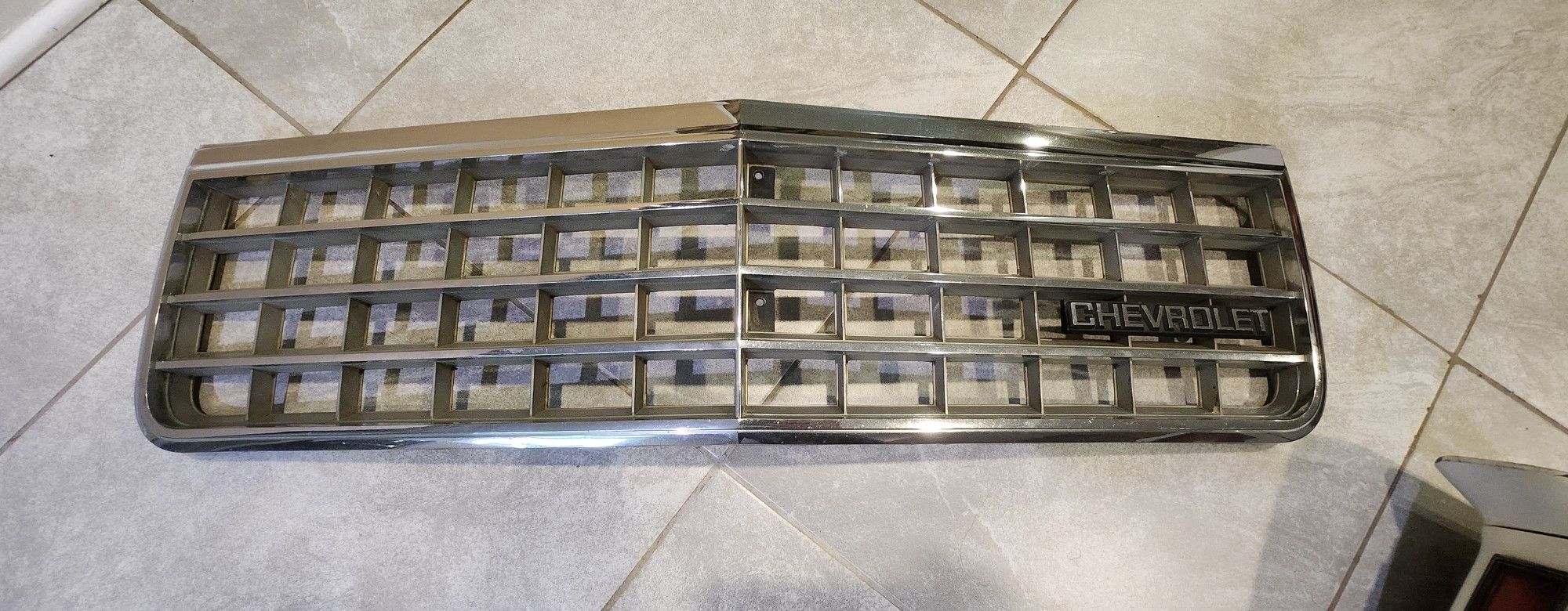 Chevrolet Caprice Grille