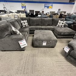 Back In Stock!  Huge 3 Piece Sectional!